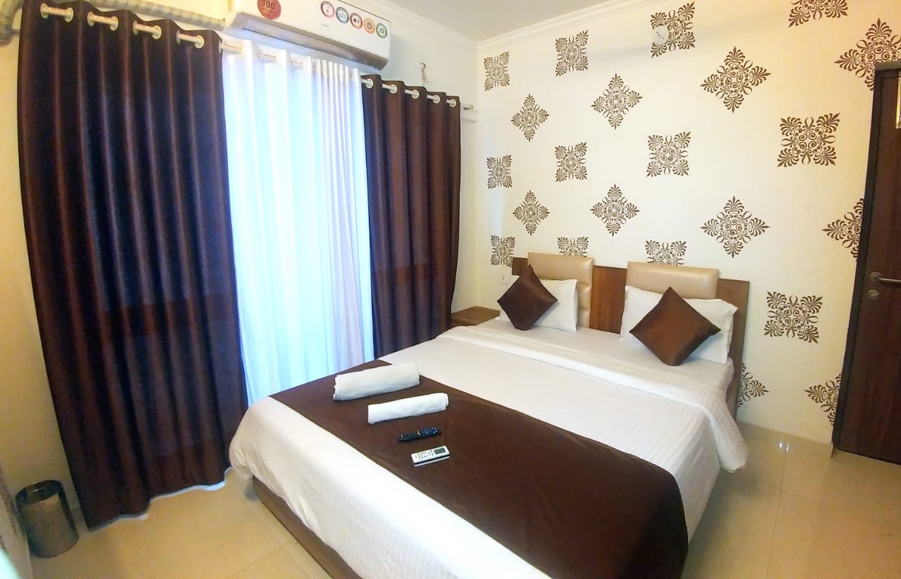 2 BHK Flats for Sale in Sethia Grandeur, Bandra East