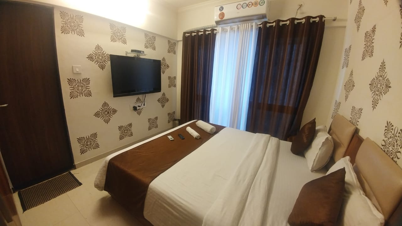 6 - Sethia Grandeur, Bandra East