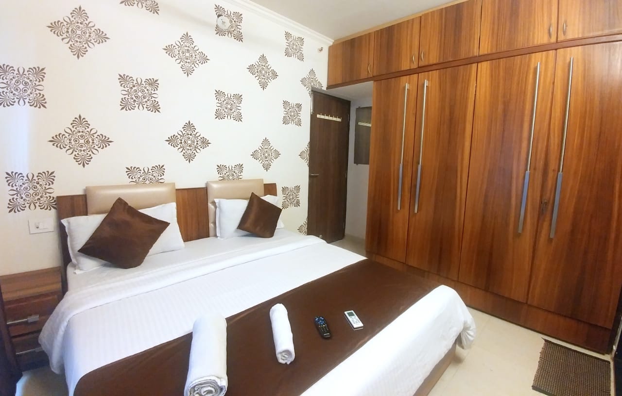 7 - Sethia Grandeur, Bandra East