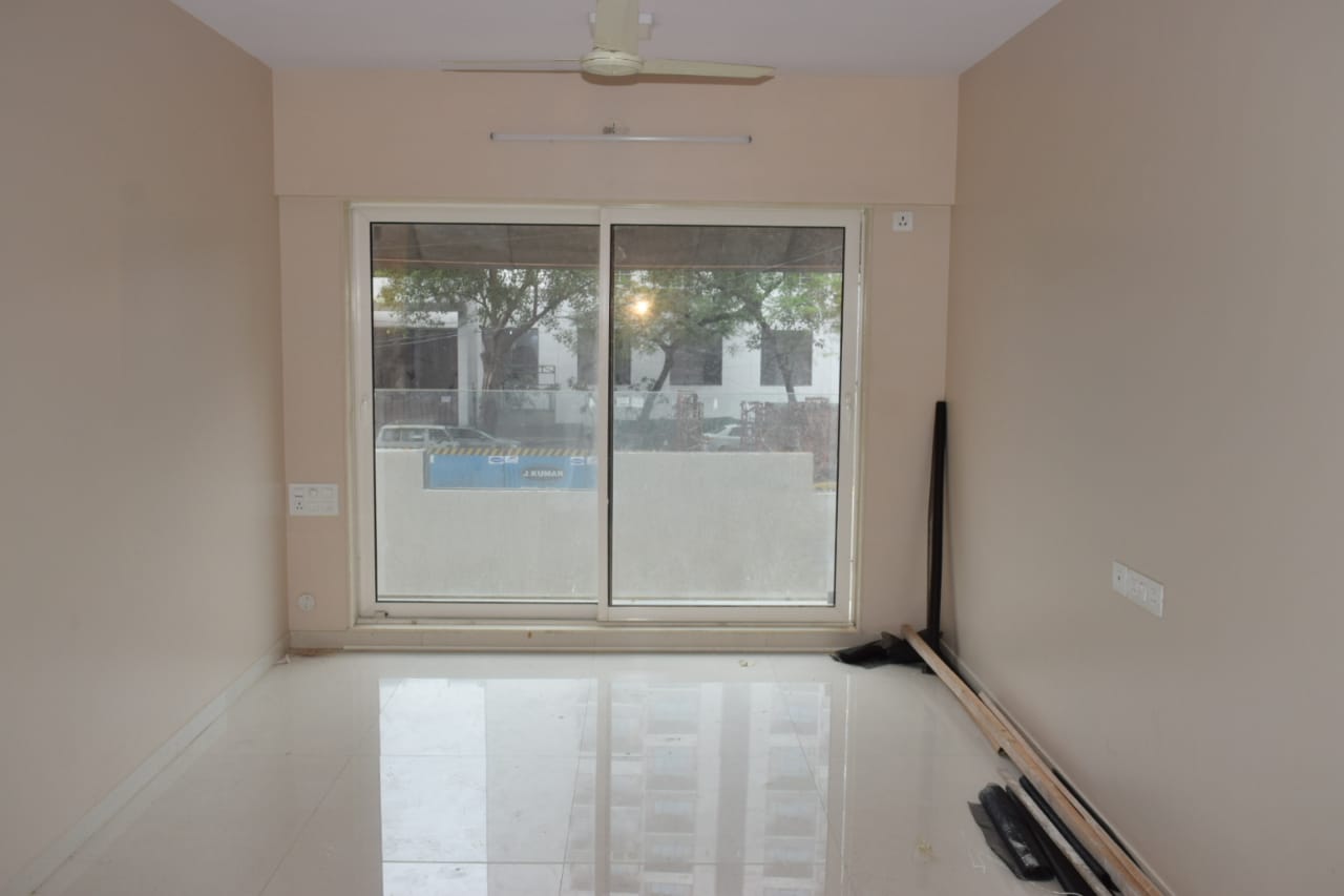 3 BHK Semi-Furnished in Kabra Centroid , Santacruz East