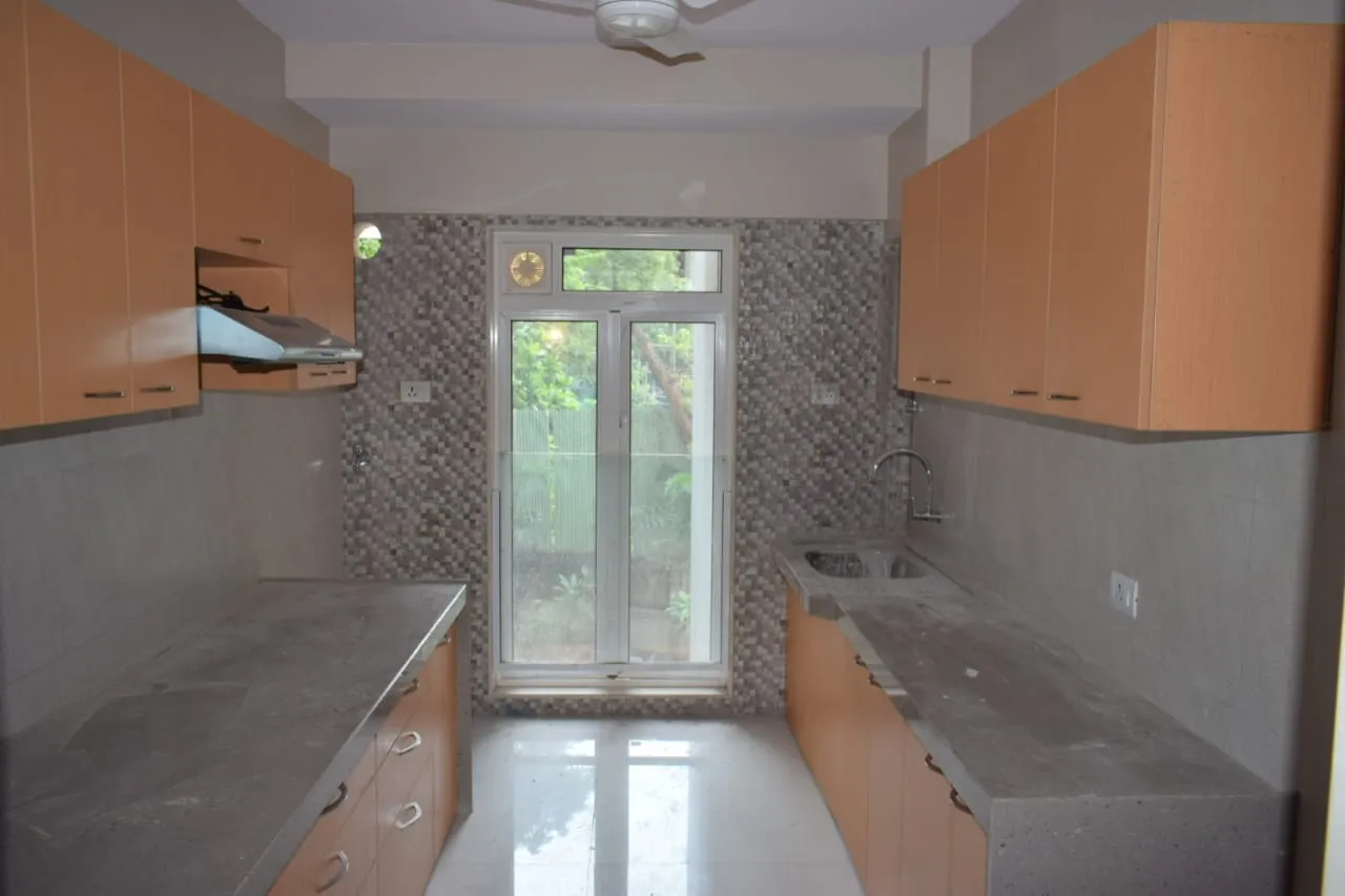 3 BHK Flats on Rent in Kabra Centroid, Santacruz East