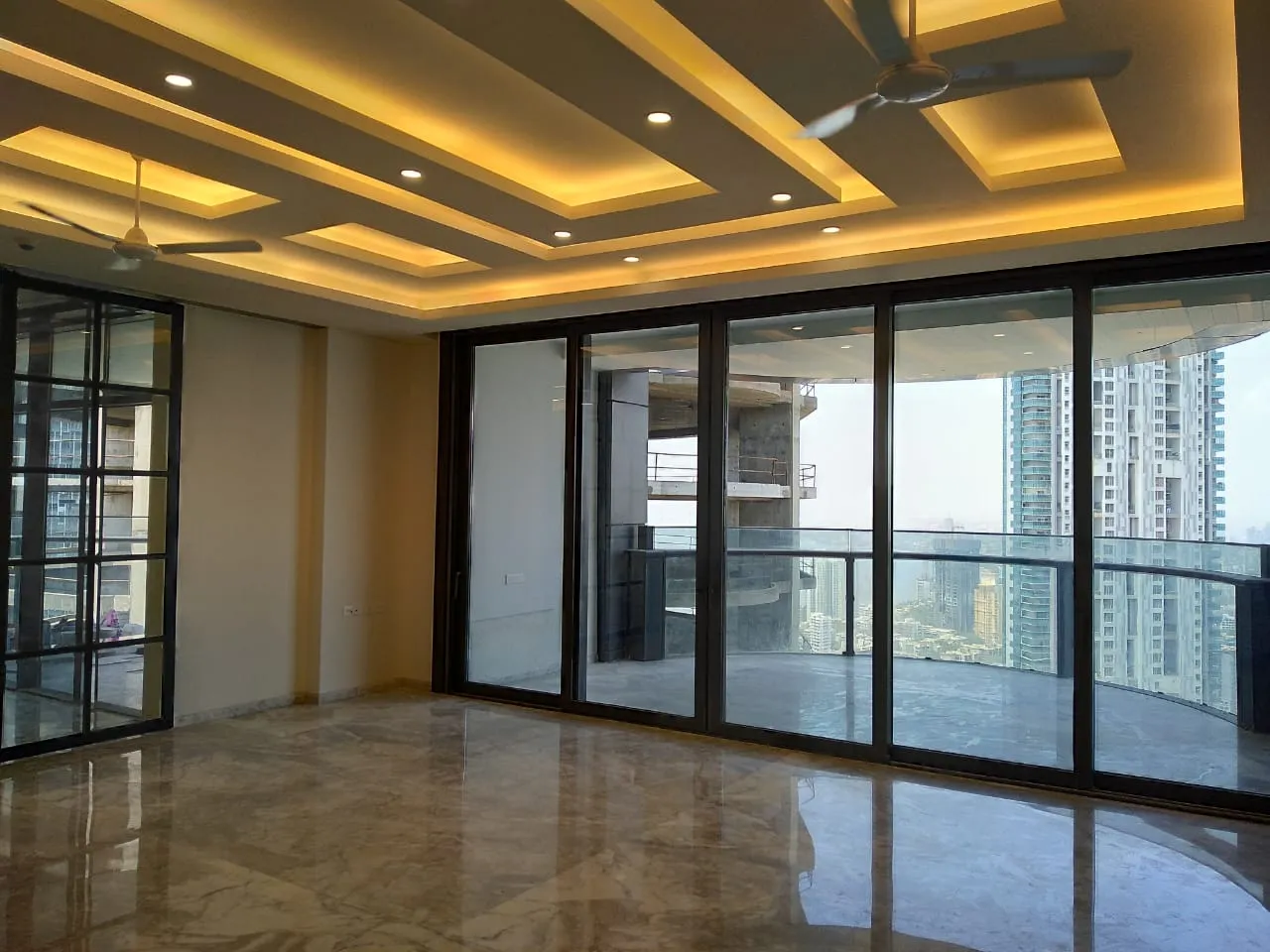 4 BHK Flats on Rent in Omkar 1973, Worli