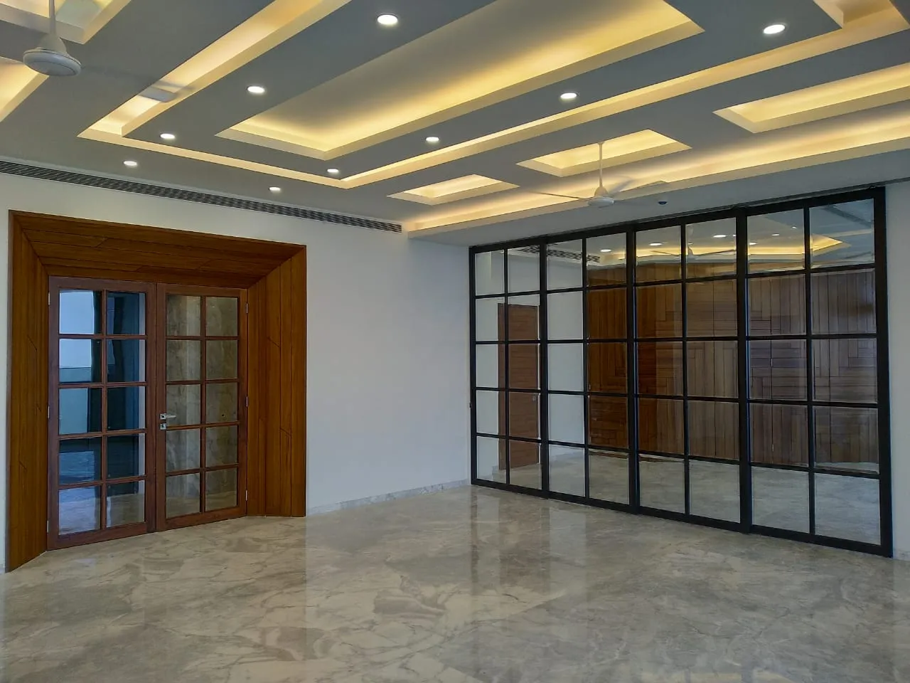 4 BHK Flats on Rent in Omkar 1973, Worli