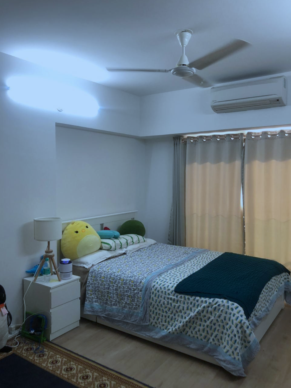 22 - Kanakia Paris, Bandra East