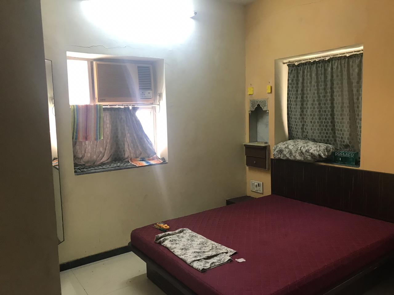 1BHK Semi Furnished in Rajshree , Andheri East