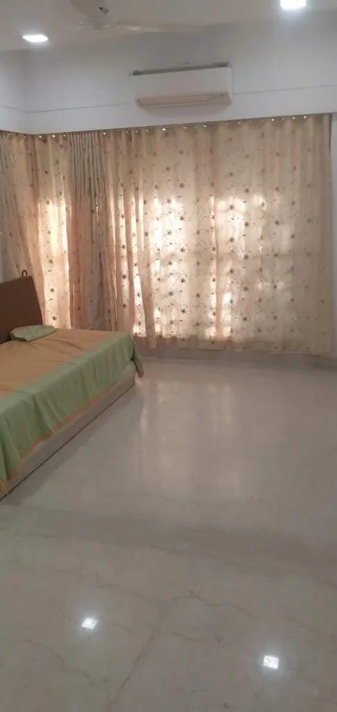 3 BHK Flats on Rent in Kripa Fabulous, Khar West