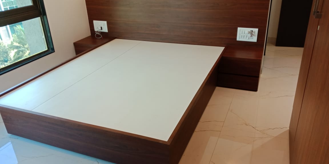 Master Bedroom - Midsummer, Santacruz West