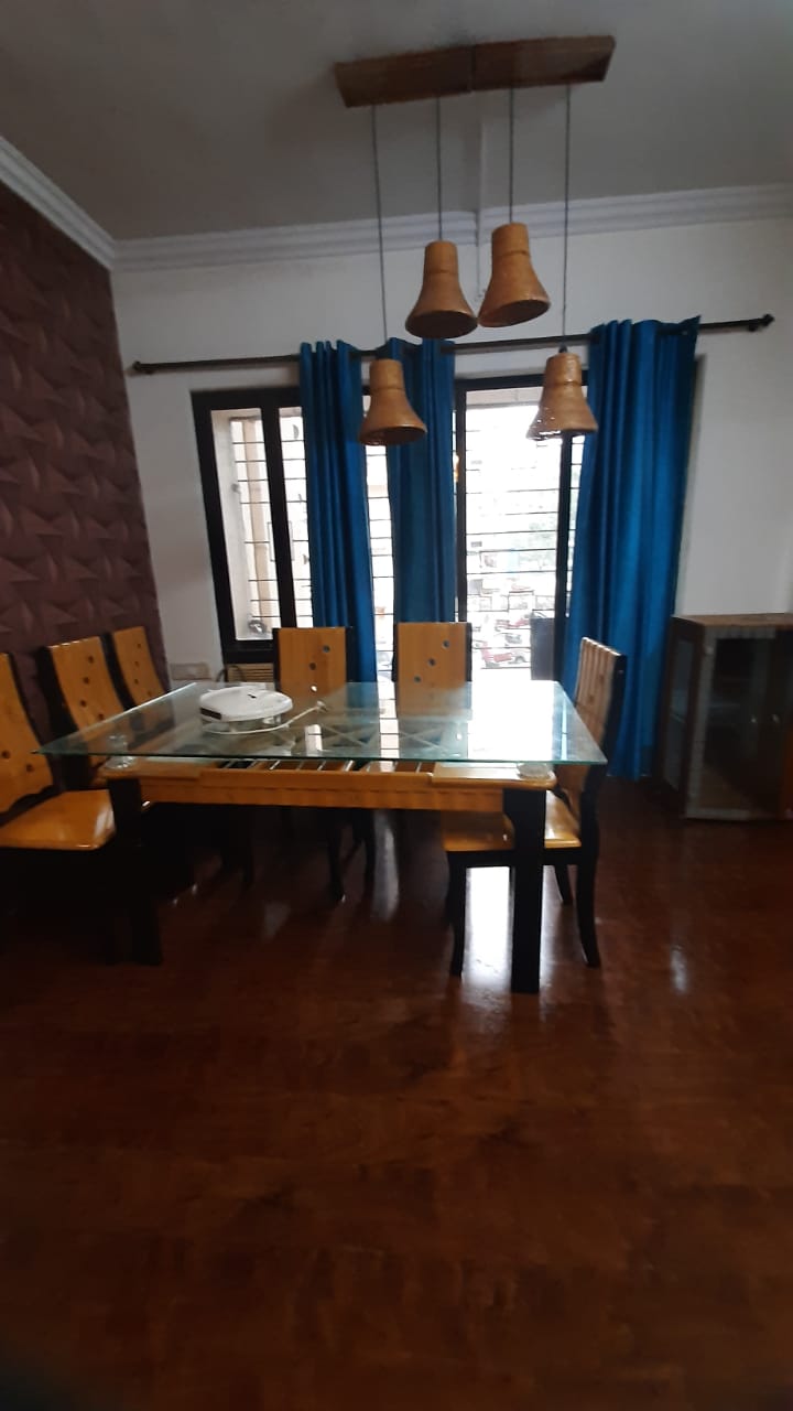 Dining - Dheeraj Gaurav Ii, Andheri West