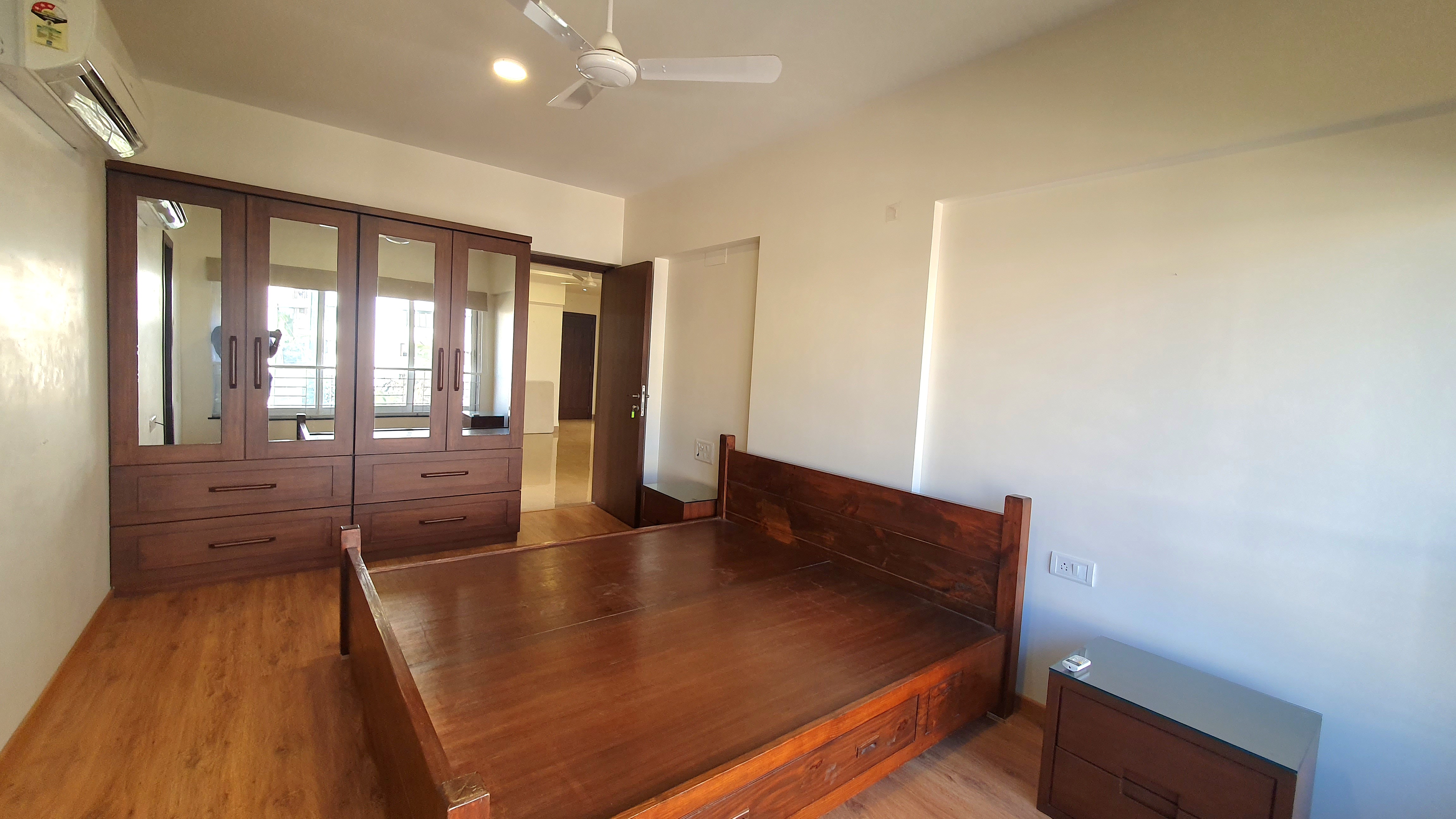 12 - Windsor, Bandra West