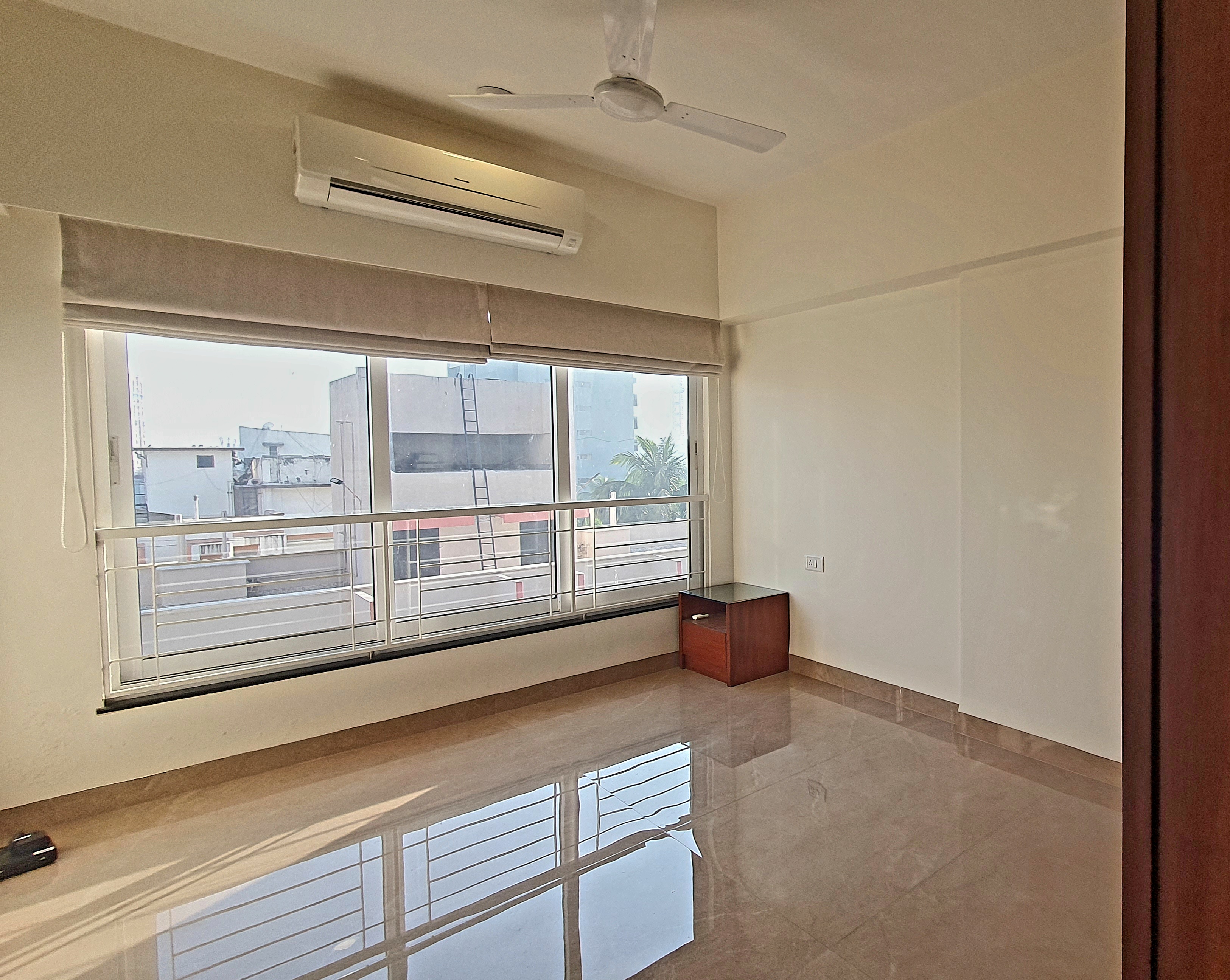 15 - Windsor, Bandra West