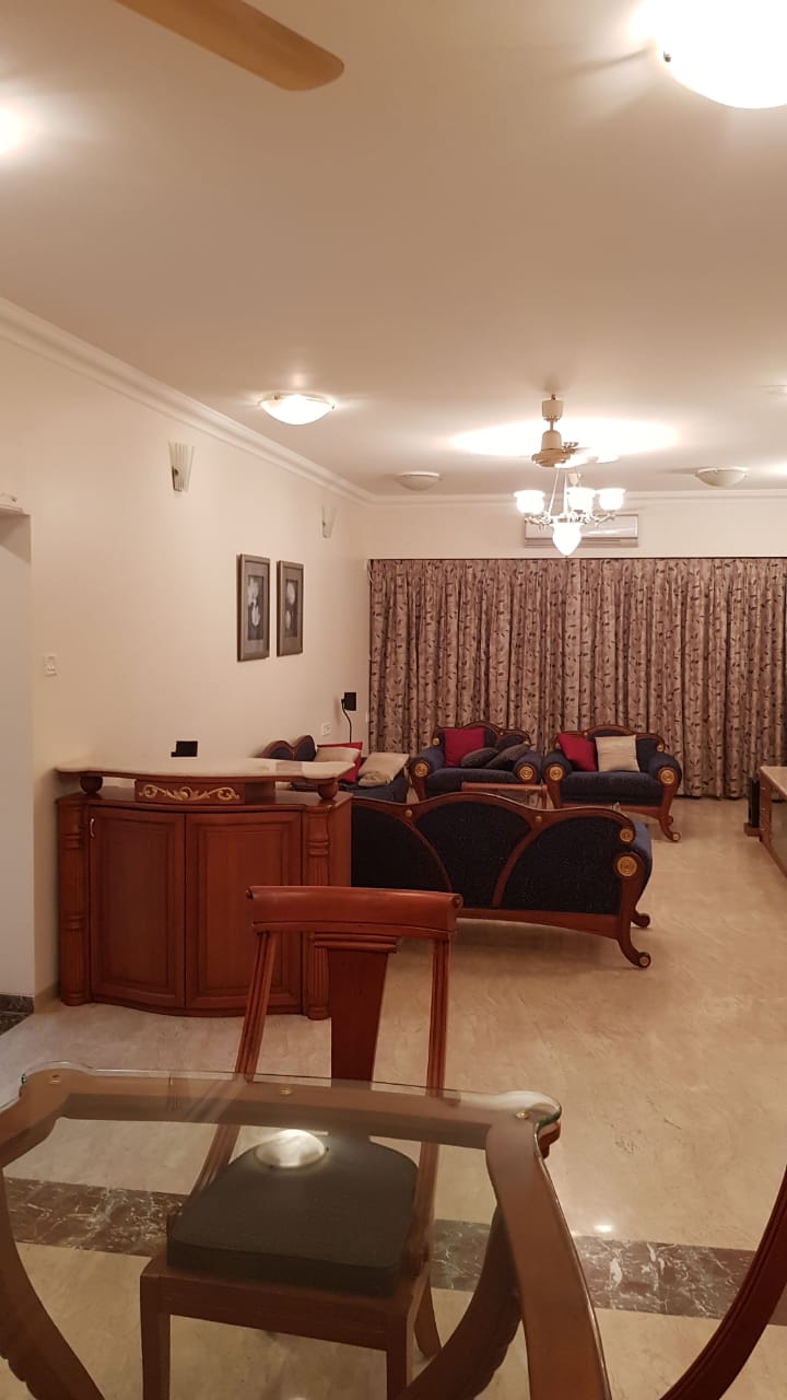 Living Room4 - Orchid White, Khar West