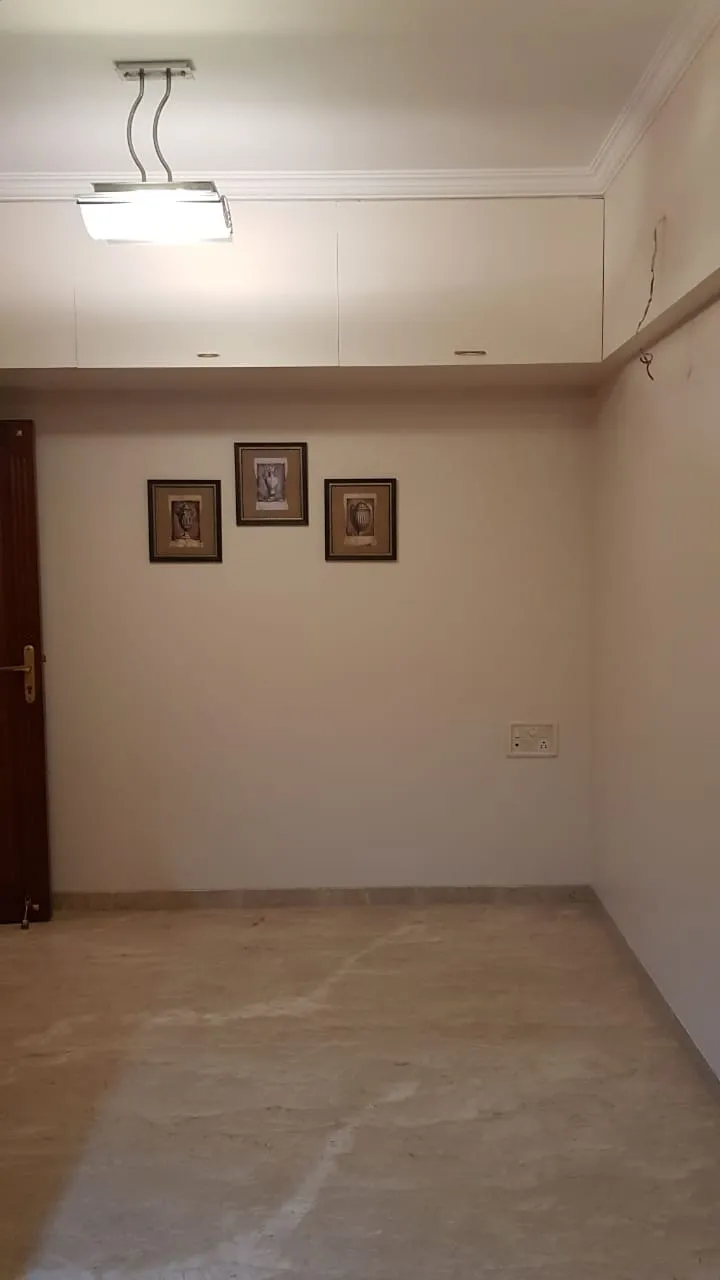 3 BHK Flats on Rent in Orchid White, Khar West