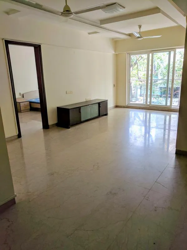 3 BHK Flats on Rent in Gym View, Khar West