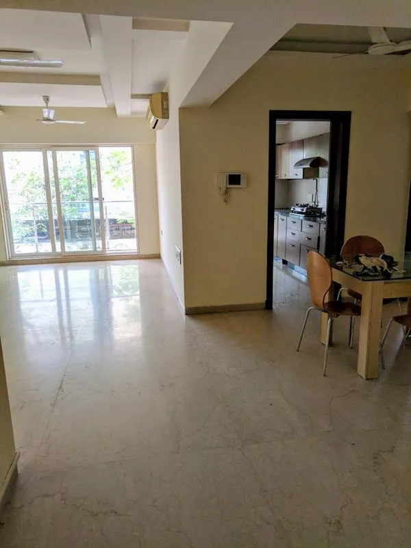 3 BHK Flats on Rent in Gym View, Khar West