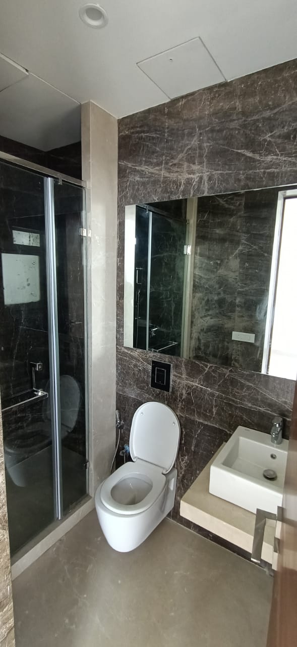 Bathroom 31 - Seasons Residency, Santacruz West