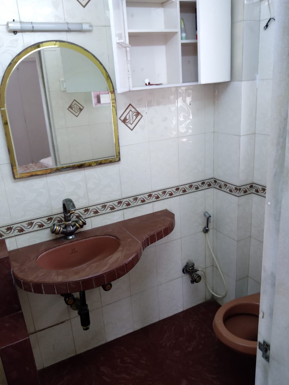 Bathroom 2 - Moru Mahal, Bandra West