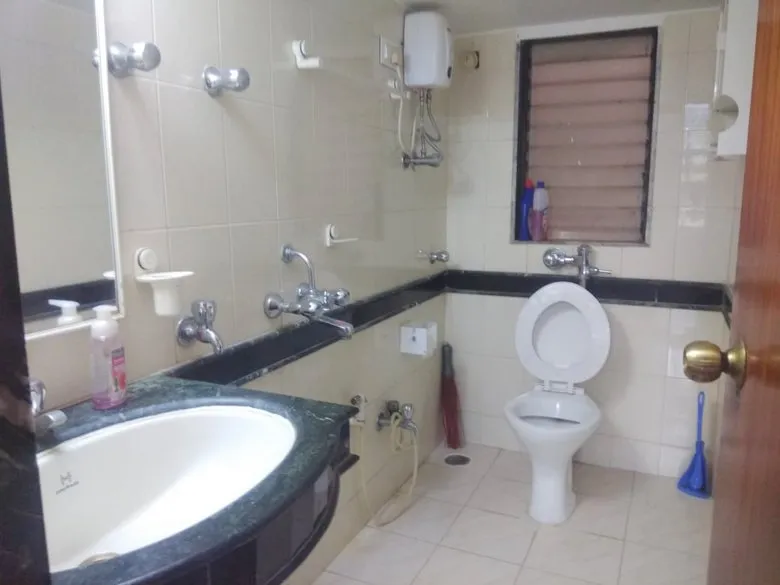 2 BHK Flats for Sale in Serenity Complex, Andheri West