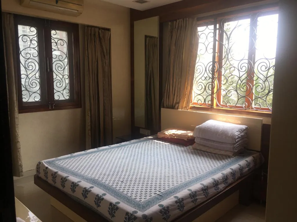 2 BHK Flats for Sale in Manish Tower, Andheri West