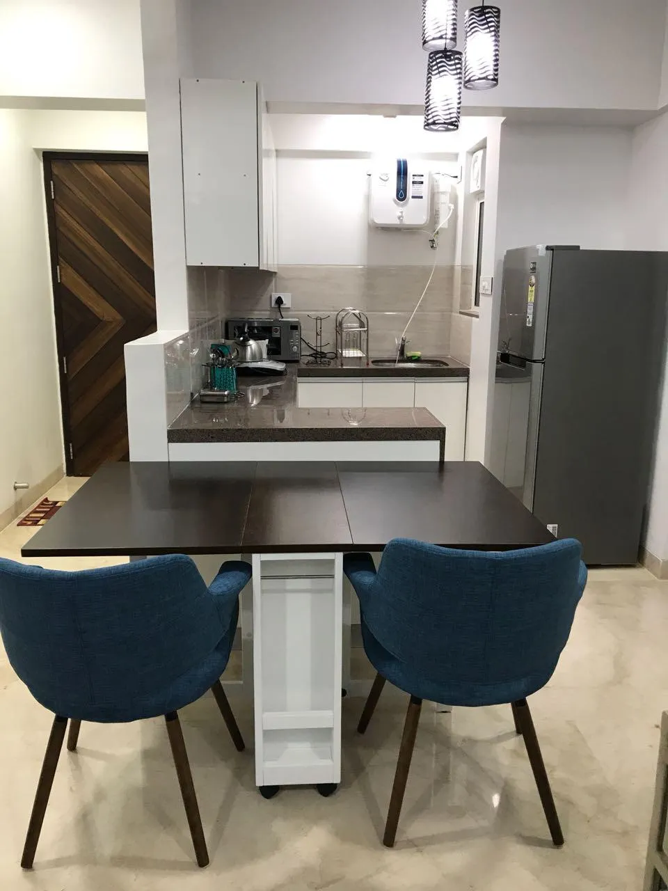 2 BHK Flats on Rent in Omkar Meridia, Bandra Kurla Complex