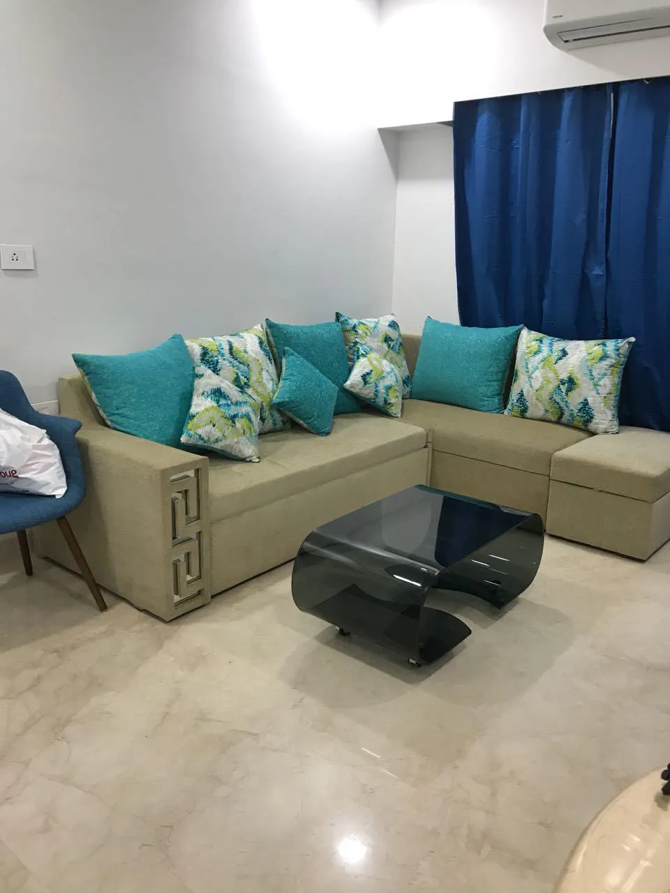 2 BHK Flats on Rent in Omkar Meridia, Bandra Kurla Complex