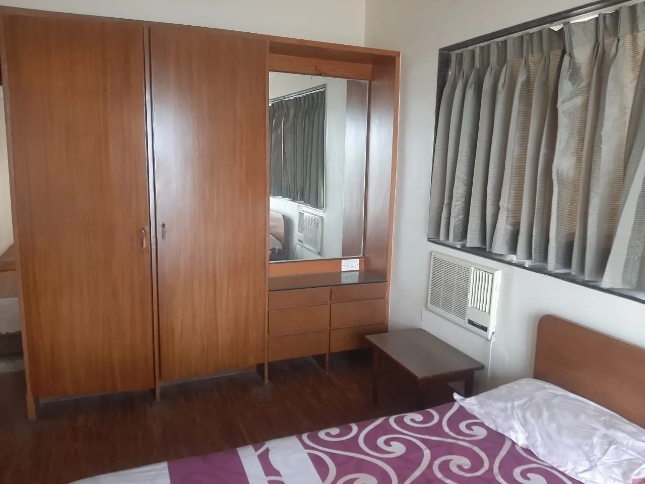 4 BHK Flats on Rent in Paresh, Tardeo