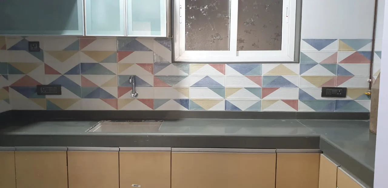 2 BHK Flats on Rent in Bharat Mahal, Girgaon