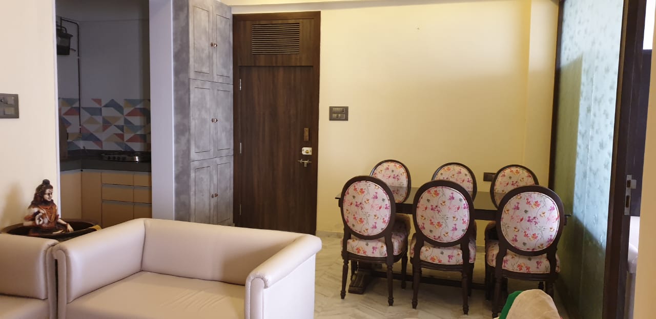 Building2 - Bharat Mahal, Girgaon