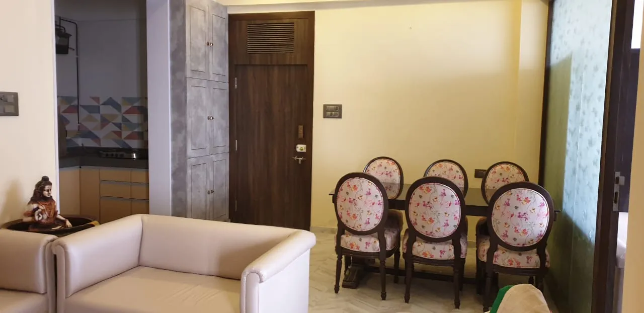 2 BHK Flats on Rent in Bharat Mahal, Girgaon