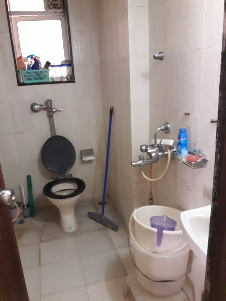 Bathroom 21 - Morning Star, Bandra West