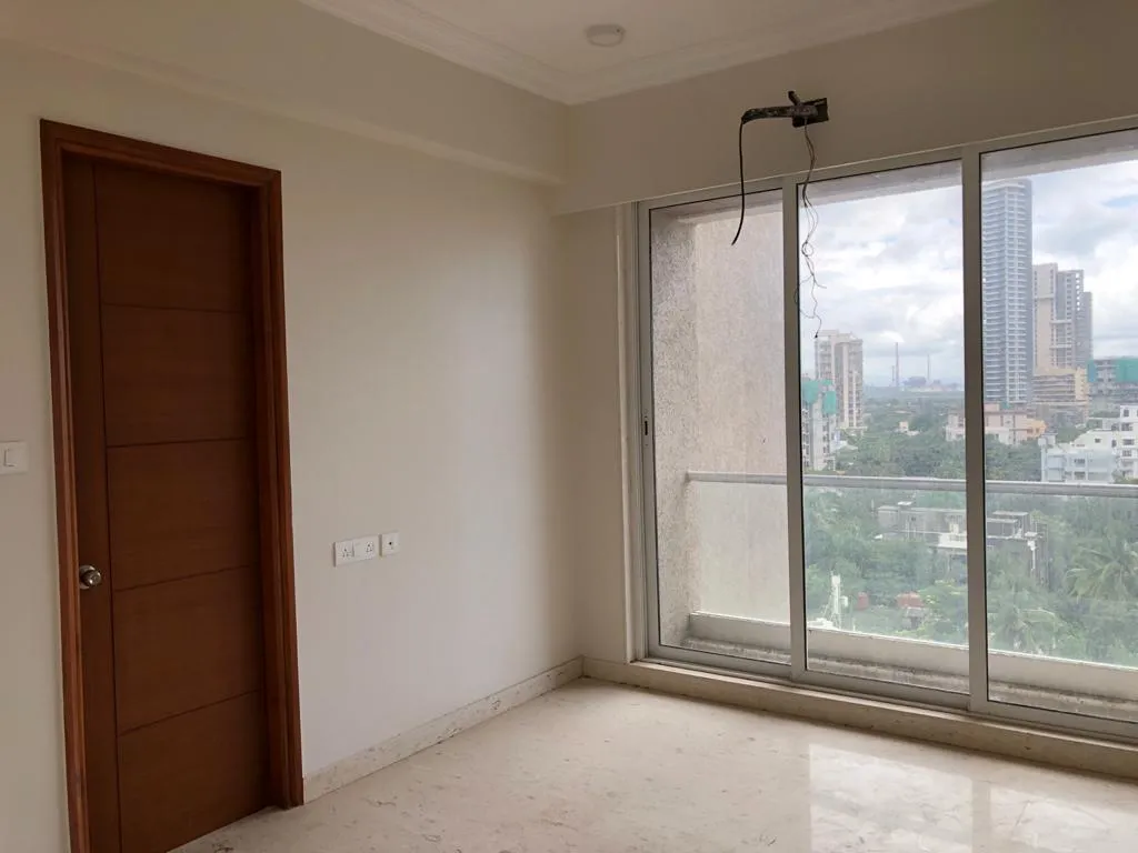 4 BHK Flats for Sale in Ekta Invictus, Dadar East