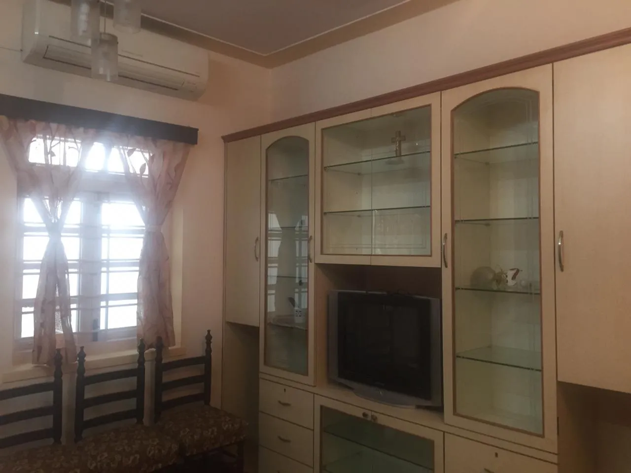 2 BHK Flats on Rent in Lourdes, Bandra West