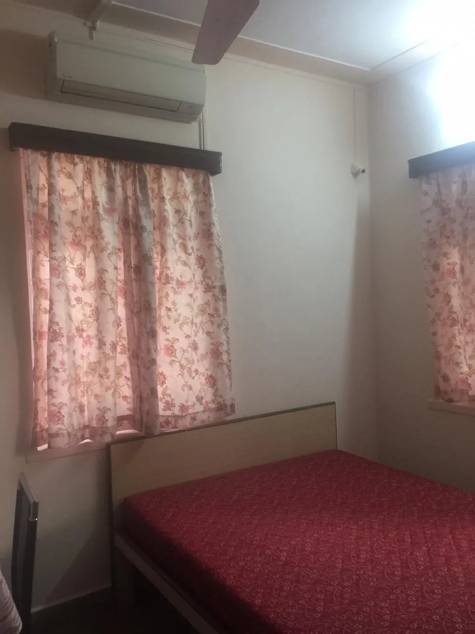 2 BHK Flats on Rent in Lourdes, Bandra West