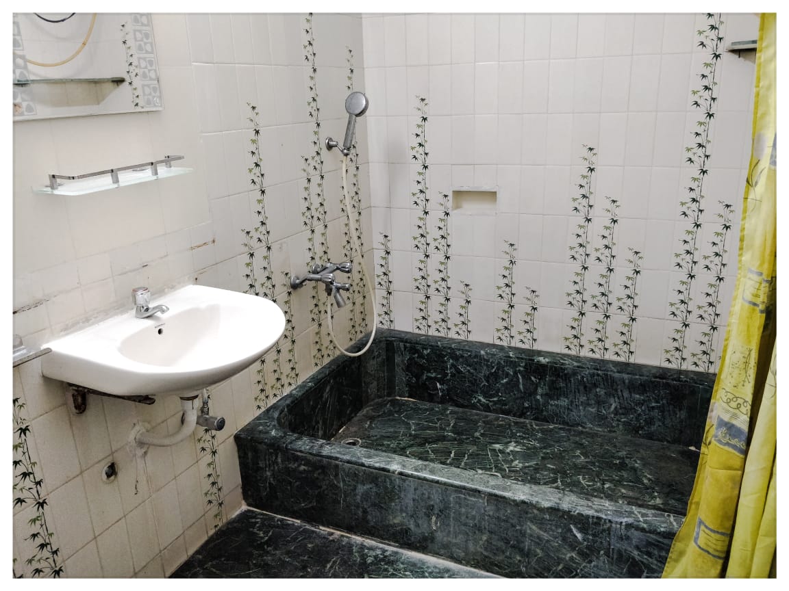 Bathroom 2 - Nirmal Prabhu, Vile Parle West