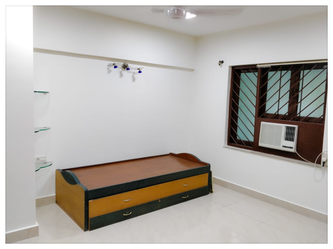 Bedroom 21 - Nirmal Prabhu, Vile Parle West