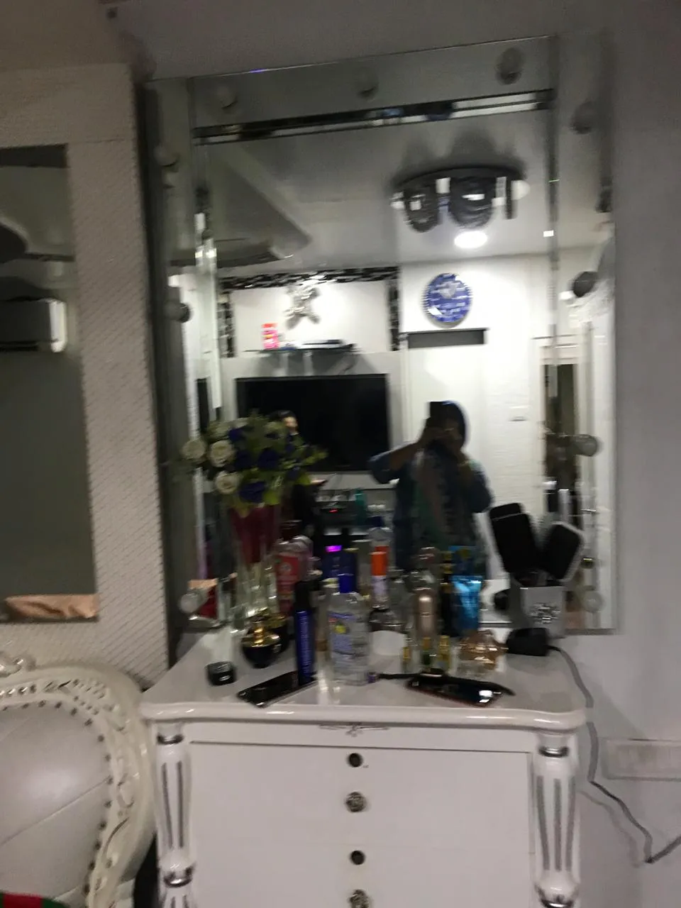 2 BHK Flats on Rent in Chand Society, Juhu