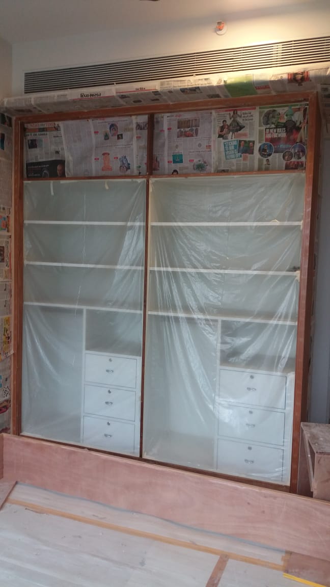 Building9 - Rustomjee Seasons, Bandra East