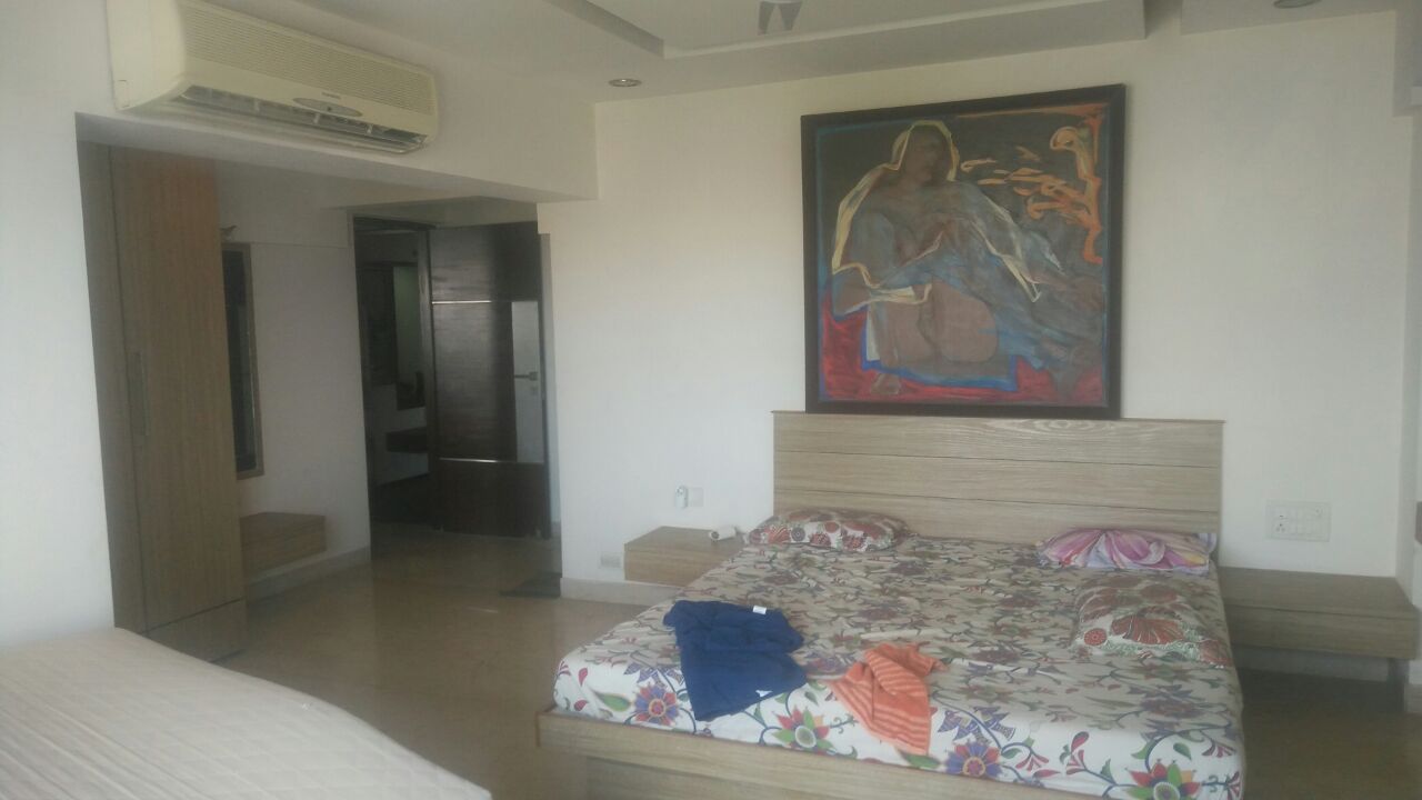 Bedroom 21 - Bay View, Bandra West