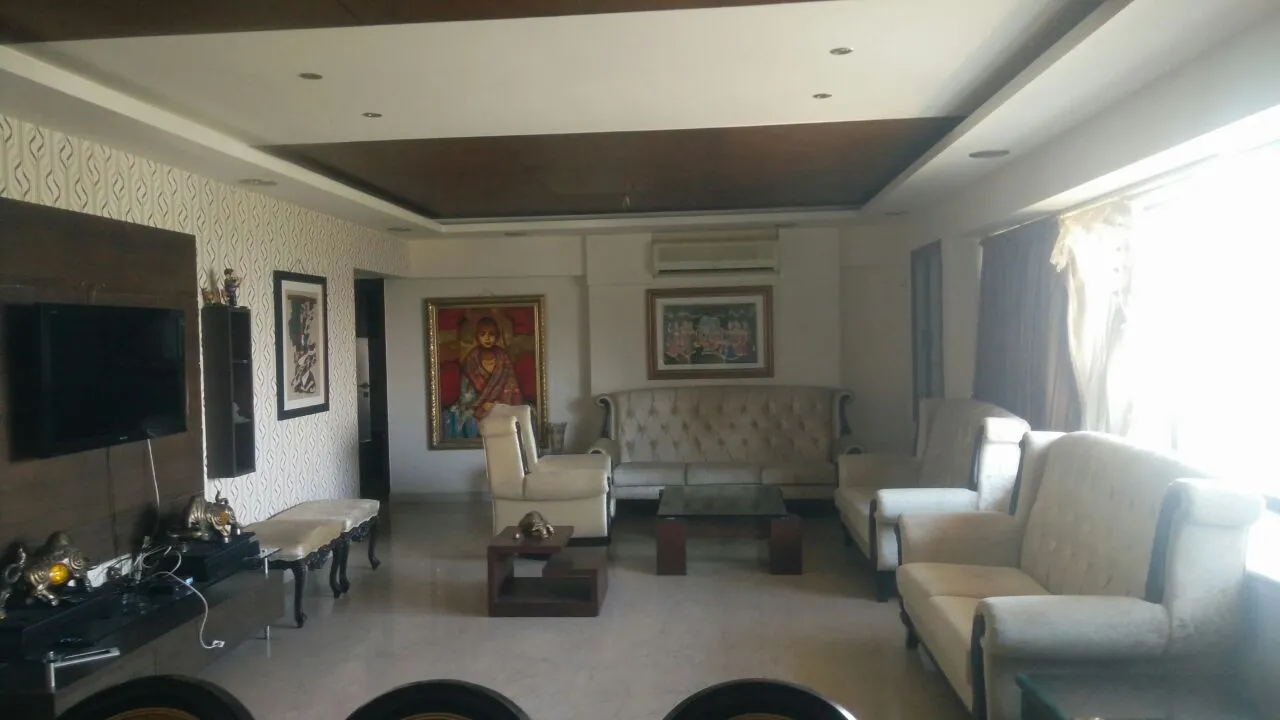 4 BHK Flats on Rent in Bay View, Bandra West