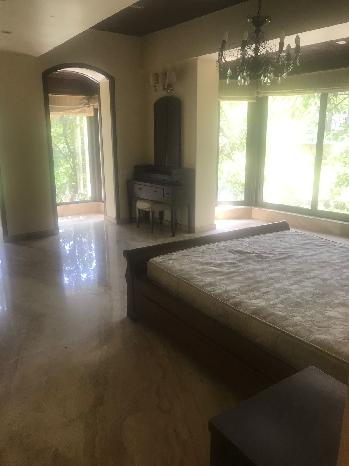 16 - Chawla House, Colaba