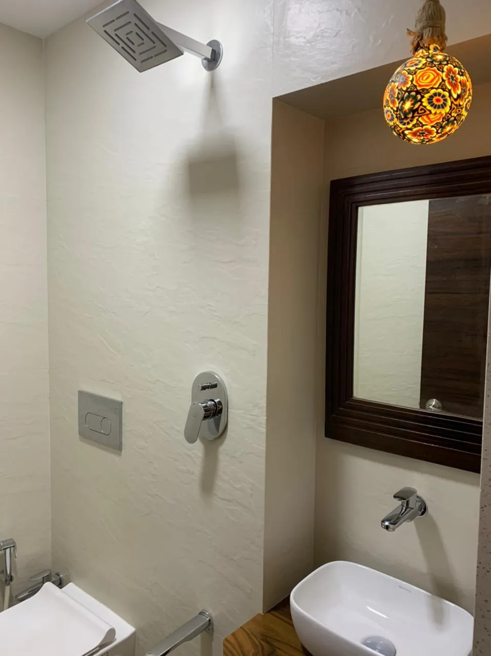 1 BHK Flats on Rent in Heera Panna, Peddar Road