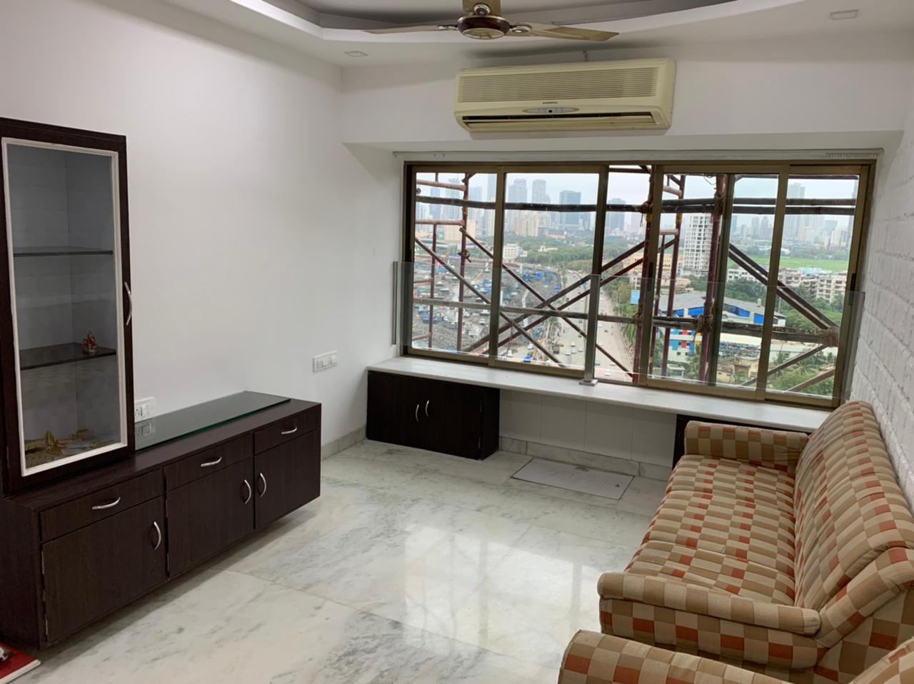 7 - Heera Panna, Peddar Road