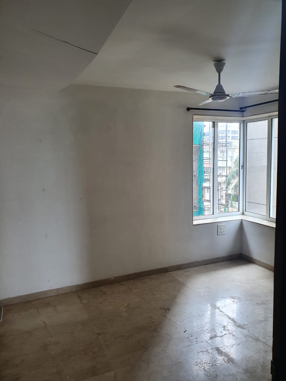 Bedroom 22 - Bhagtani Pearl, Santacruz West