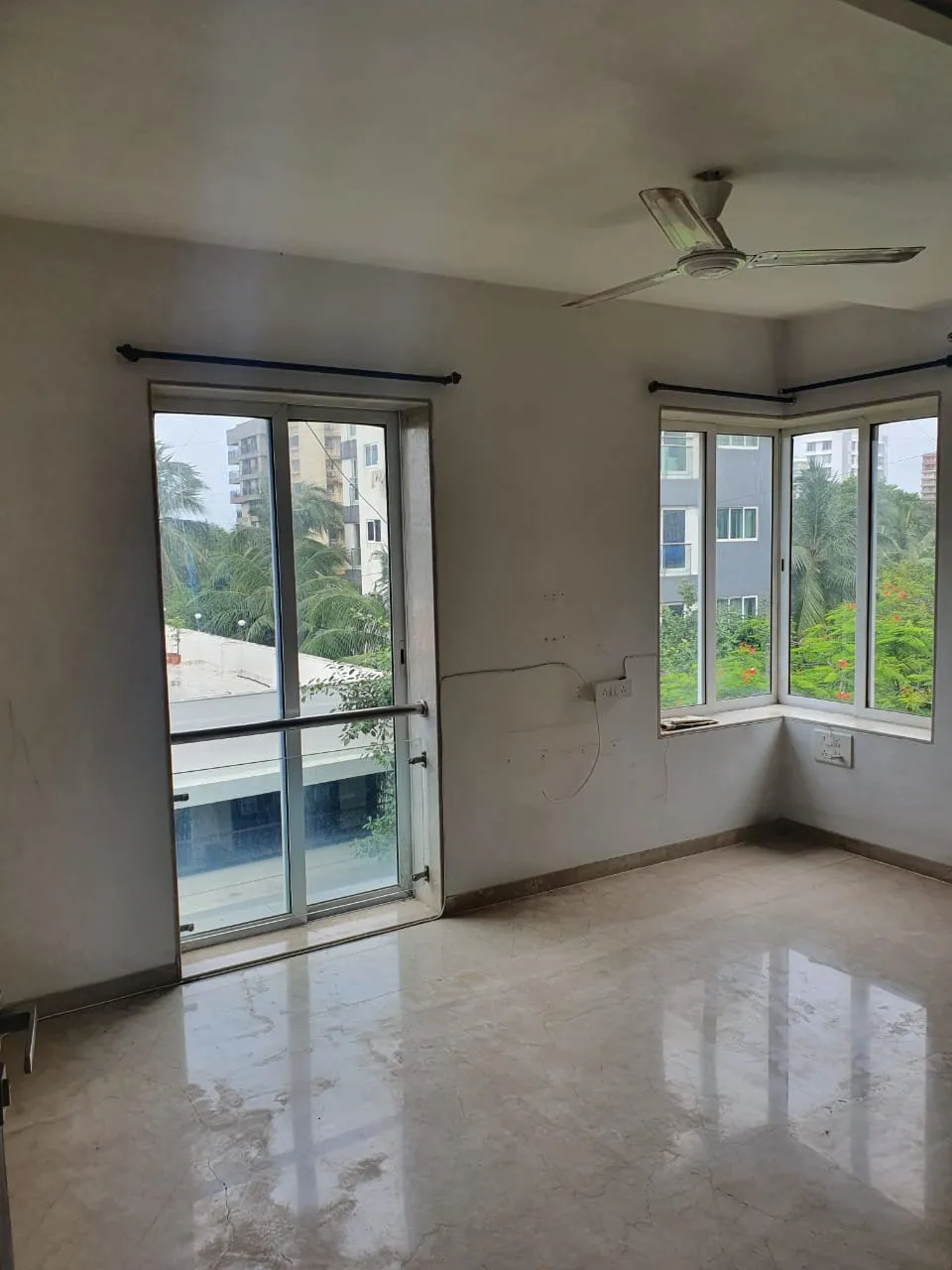 3 BHK Flats for Sale in Bhagtani Pearl, Santacruz West