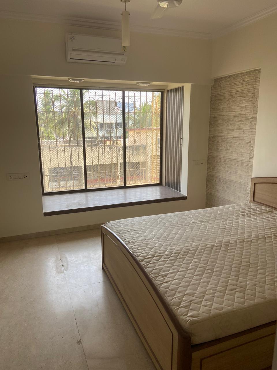Bedroom 2 - Siddhivinayak, Bandra West