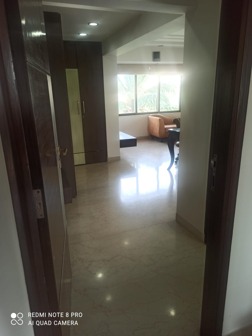 4 BHK Flats on Rent in Bayview, Bandra West