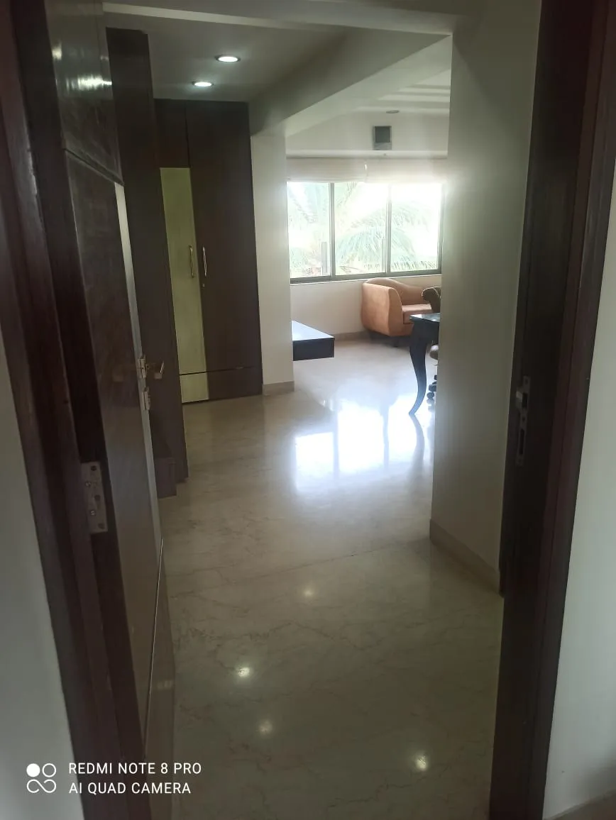4 BHK Flats on Rent in Bayview, Bandra West