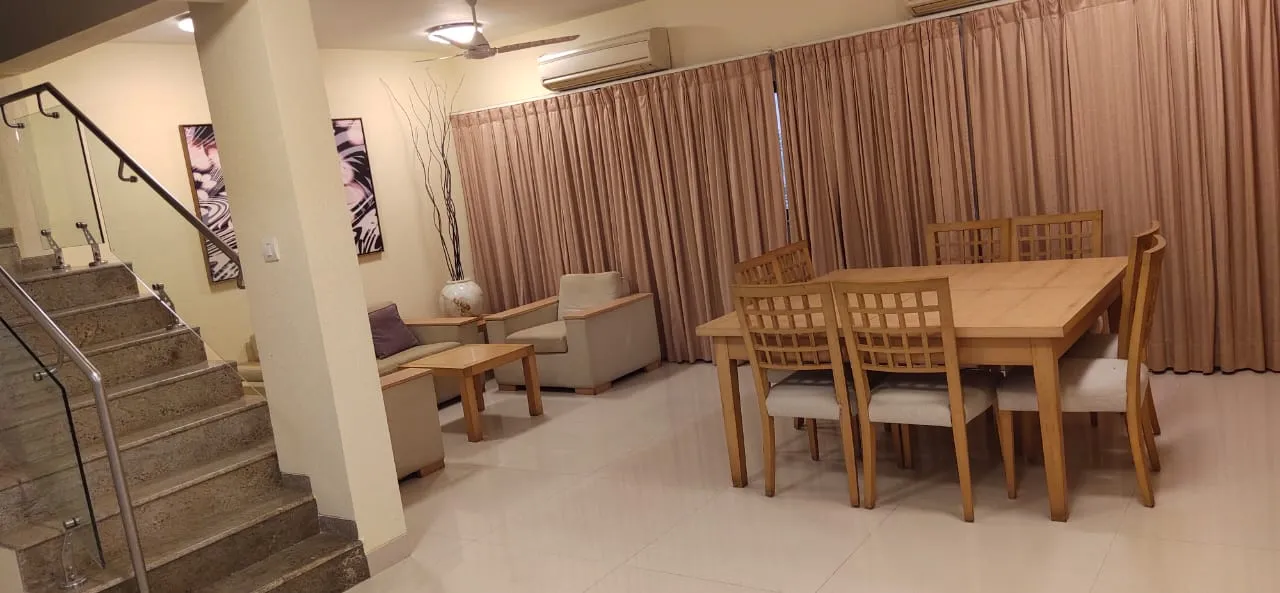 5 BHK Flats for Sale in Abhishek Bungalow , Andheri West