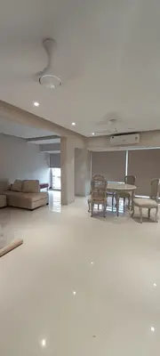 2 BHK New Link Palace, Andheri West — for Rent — photo 8 thumbnail