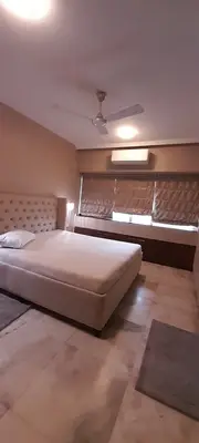 2 BHK New Link Palace, Andheri West — for Rent — photo 12 thumbnail