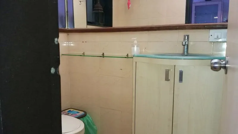 4 BHK Flats on Rent in New Link Palace, Andheri West